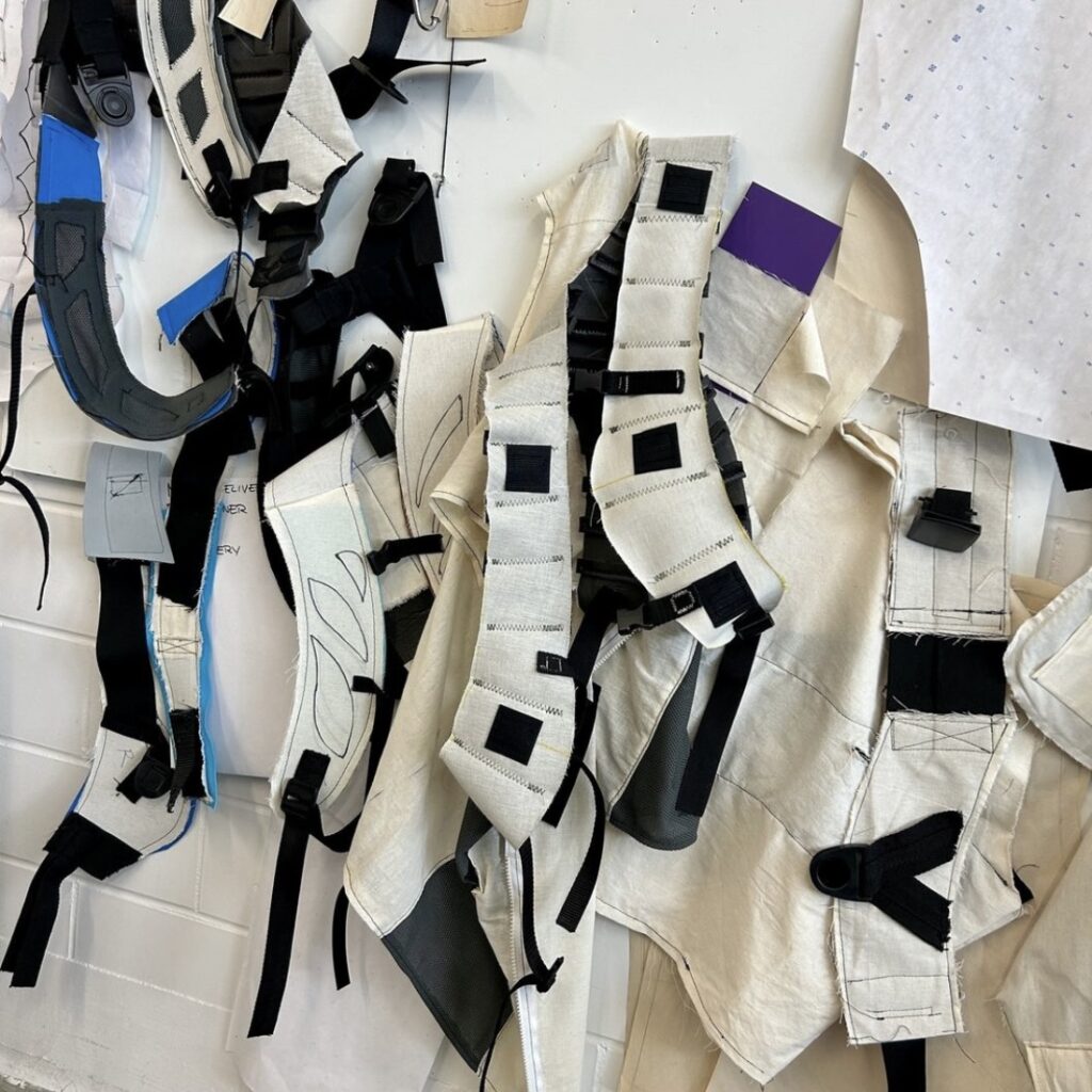 Interwoven muslin prototype pinup